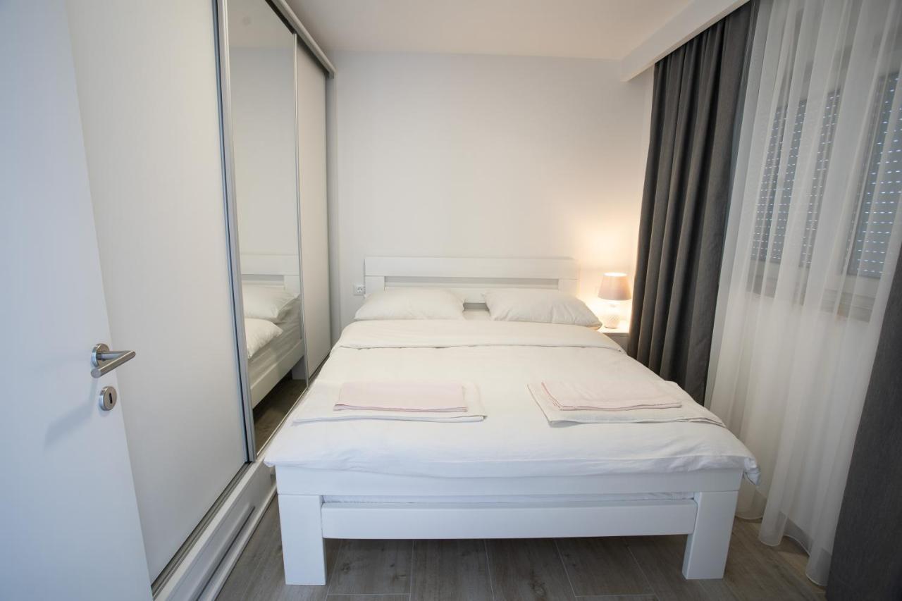 Apartmani Centar Ljubuški エクステリア 写真