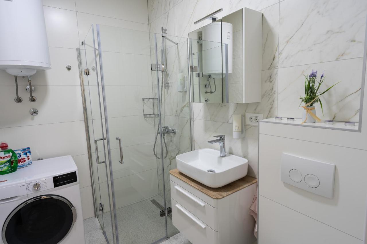 Apartmani Centar Ljubuški エクステリア 写真