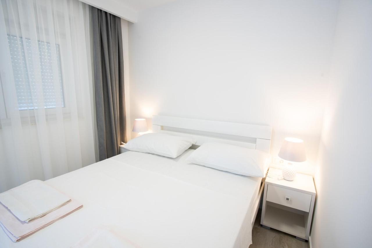 Apartmani Centar Ljubuški エクステリア 写真