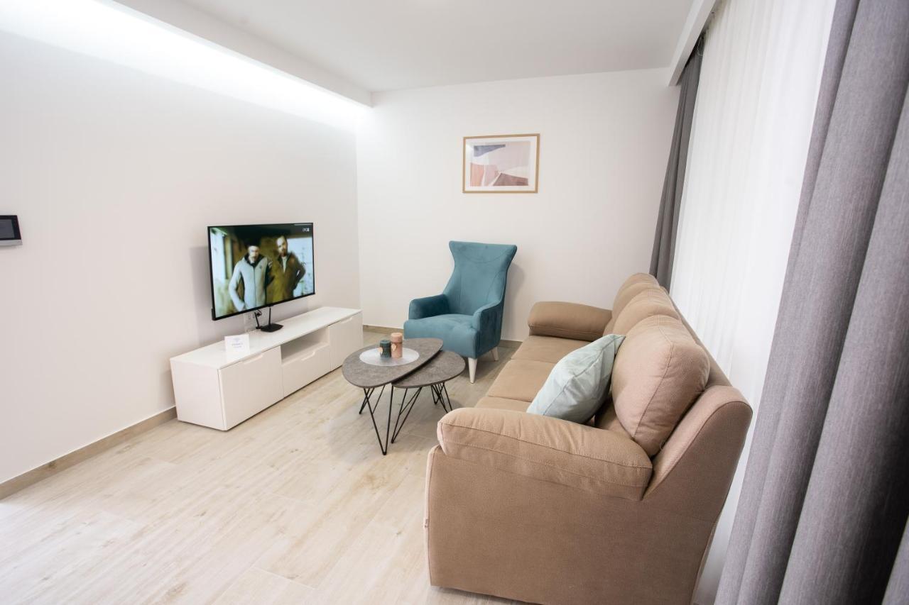 Apartmani Centar Ljubuški エクステリア 写真